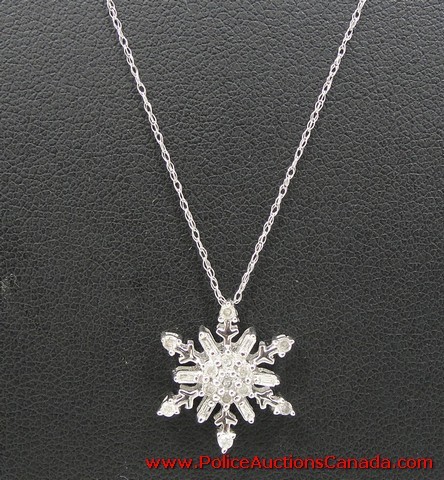 Police Auctions Canada - 14K White Gold Necklace: Diamond ...
