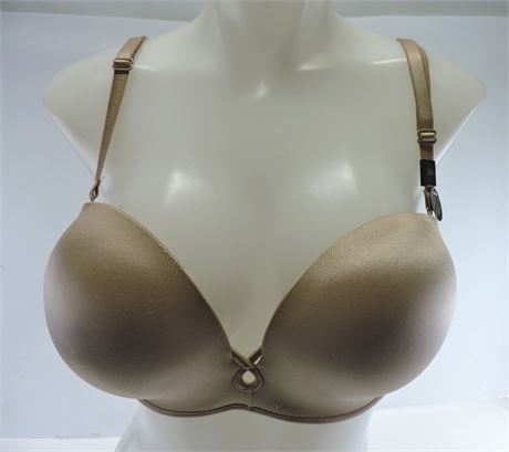 Police Auctions Canada - Women's Victoria's Secret Bombshell Padded Bra -  Size: 36C (217999L)