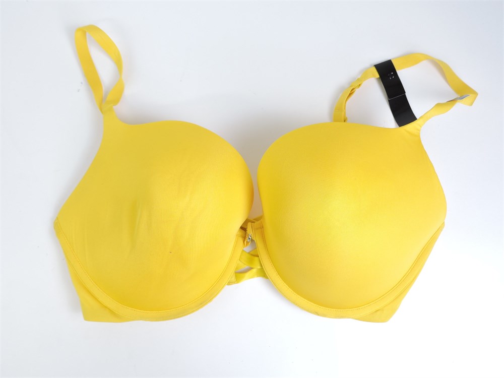 Police Auctions Canada - La Senza bra and panty set Bra 38 D