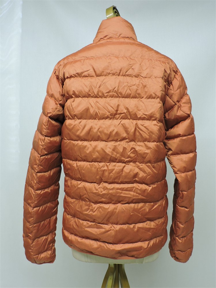 Police Auctions Canada - Men's Eddie Bauer Light Down Padded Jacket ...
