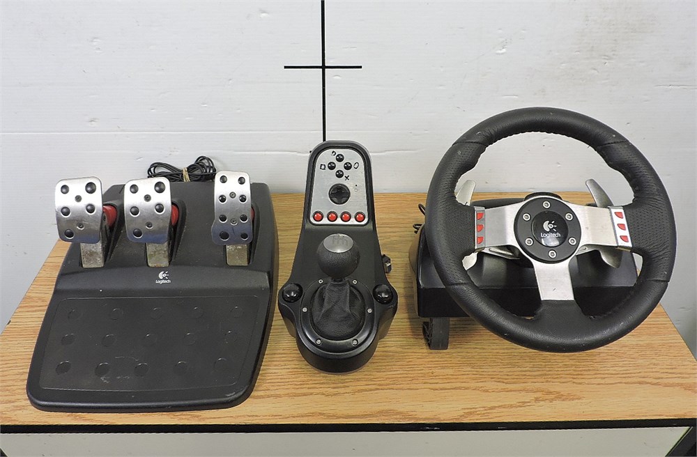 Police Auctions Canada - Logitech G27 Racing Wheel with Pedals and Clutch  Accessories (228361B)